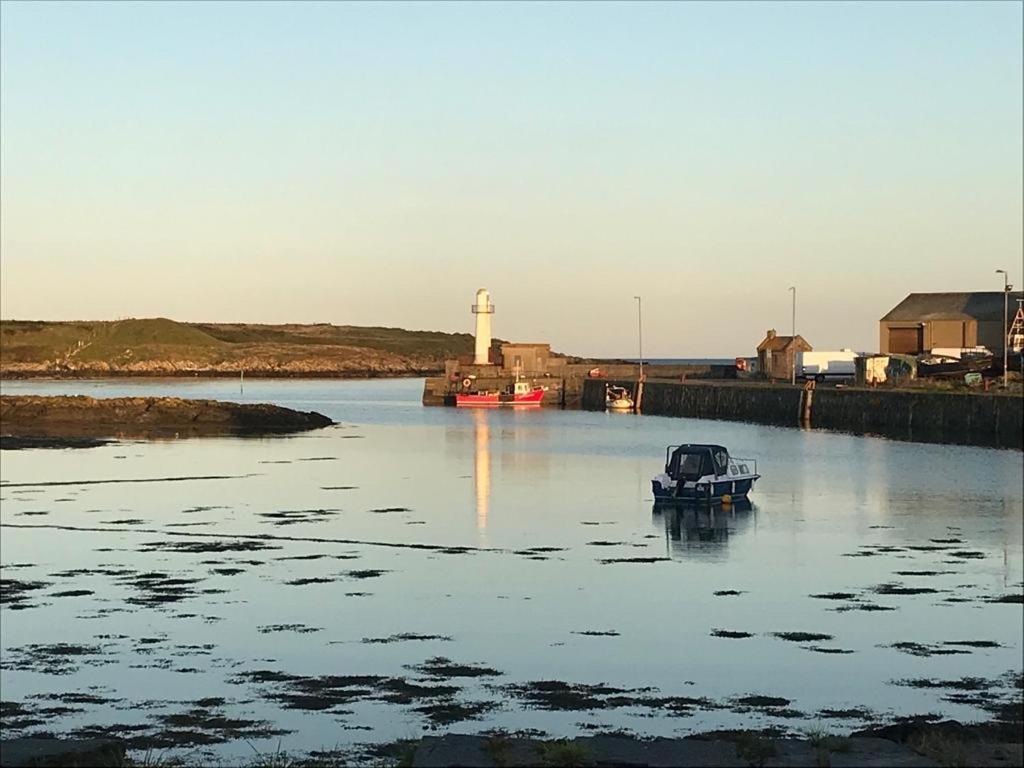 Lovely Apartment Overlooking The Harbour And Bay Ardglass Buitenkant foto