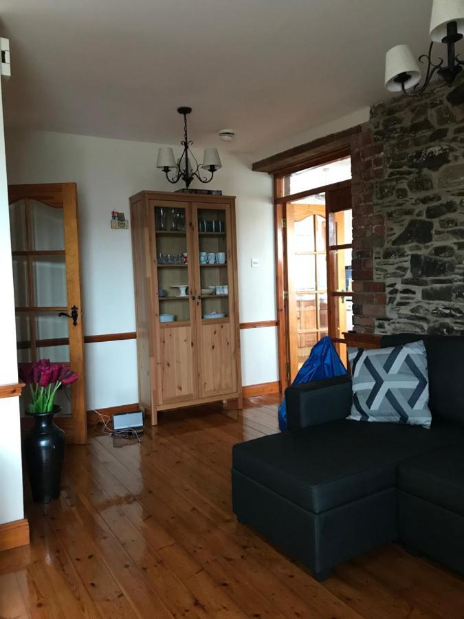 Lovely Apartment Overlooking The Harbour And Bay Ardglass Buitenkant foto