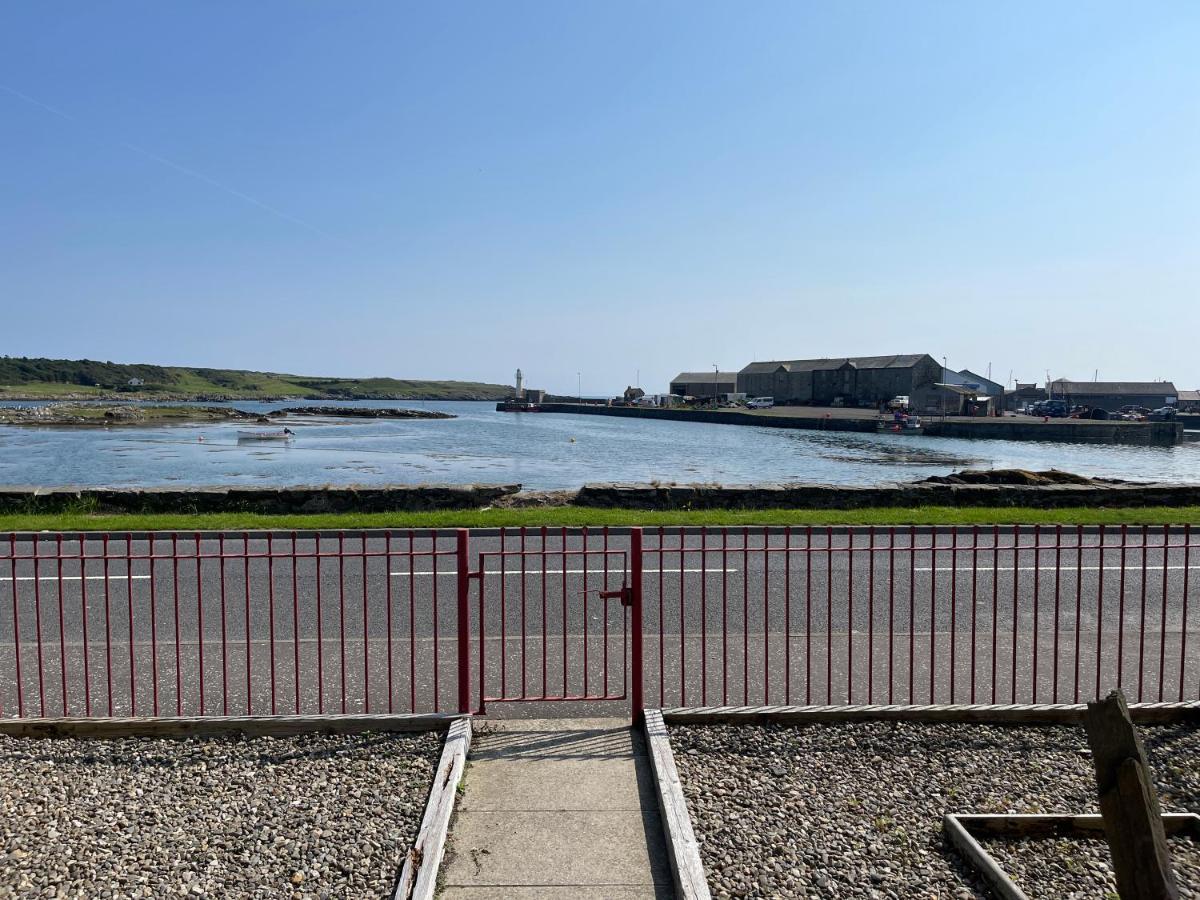 Lovely Apartment Overlooking The Harbour And Bay Ardglass Buitenkant foto