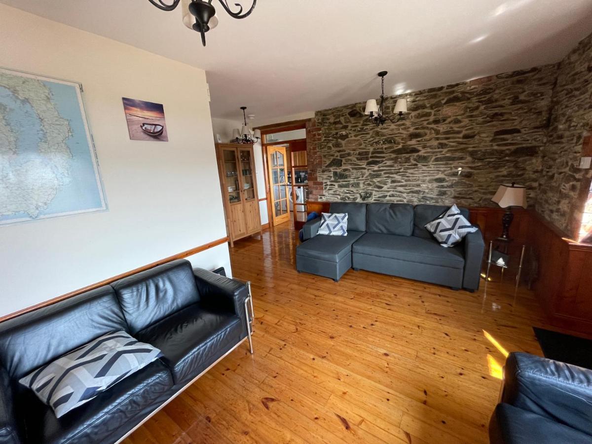 Lovely Apartment Overlooking The Harbour And Bay Ardglass Buitenkant foto